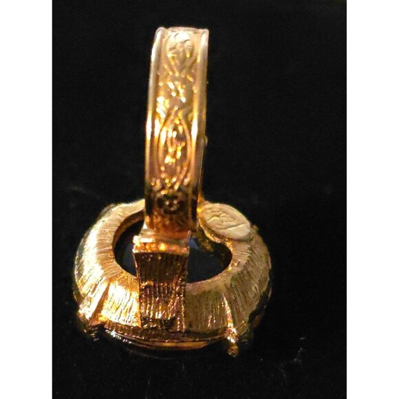 Large Amber-Like Faceted Oval Gold-Tone Adjustable Ring Signed by "Lisa" - Picture 6 of 10